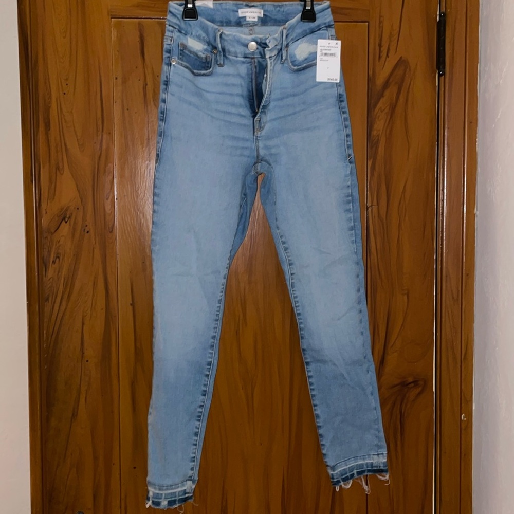 Good American - Good Legs Crop